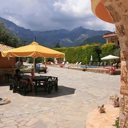 Aparthotel Kastro 3*